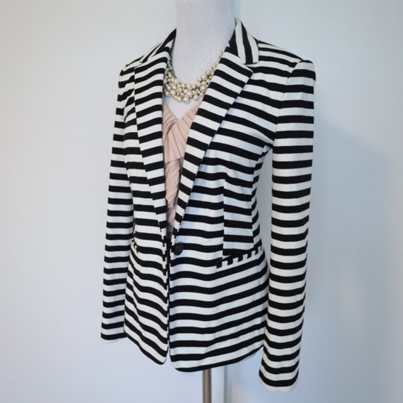 EXPRESS Women's Blue Striped Blazer Spring Summer Small Jacket NWT! - Picture 1 of 5